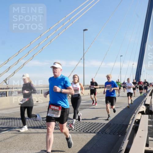 03.10.2025 - Köhlbrandbrückenlauf Matties Gatica Varas http://msf.ph/oto/9021801 03.10.2025 12:27:24 Position 1 5993 meine-sportfotos.de