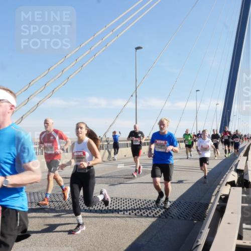 03.10.2025 - Köhlbrandbrückenlauf Matties Gatica Varas http://msf.ph/oto/9021804 03.10.2025 12:27:25 Position 1 5993 meine-sportfotos.de