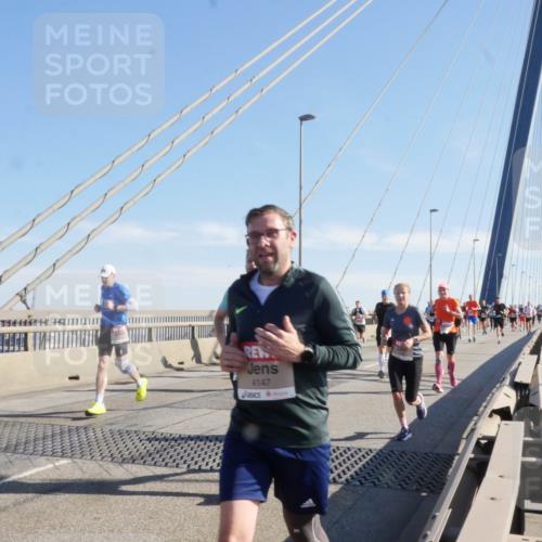 03.10.2025 - Köhlbrandbrückenlauf Matties Gatica Varas http://msf.ph/oto/9021832 03.10.2025 12:27:31 Position 1 4147 meine-sportfotos.de