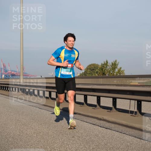 03.10.2025 - Köhlbrandbrückenlauf Fabian Wolf http://msf.ph/oto/9021908 03.10.2025 09:36:41 Position 3 3, 3304, 08900000000000000800000888 meine-sportfotos.de