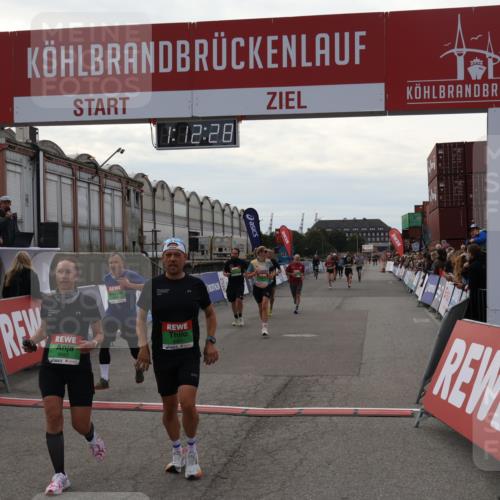 03.10.2025 - Köhlbrandbrückenlauf Julia Fischer http://msf.ph/oto/9021987 03.10.2025 16:12:29 Ziel 7203, 7654, 7688, 8501, 8901, 9060, 9061, 9359, 9454, 9677, 9706 meine-sportfotos.de