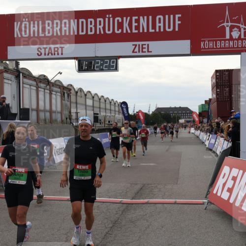03.10.2025 - Köhlbrandbrückenlauf Julia Fischer http://msf.ph/oto/9021990 03.10.2025 16:12:29 Ziel 7203, 7654, 7688, 8501, 8901, 9060, 9061, 9359, 9454, 9677, 9706 meine-sportfotos.de