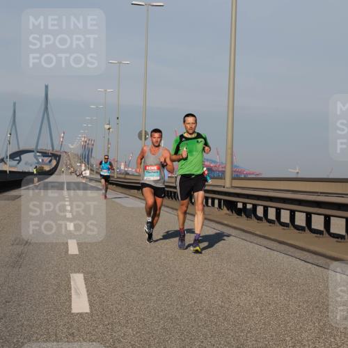 03.10.2025 - Köhlbrandbrückenlauf Fabian Wolf http://msf.ph/oto/9022249 03.10.2025 09:37:40 Position 3 1022 meine-sportfotos.de