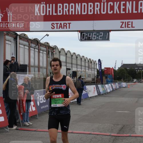03.10.2025 - Köhlbrandbrückenlauf Julia Fischer http://msf.ph/oto/9022266 03.10.2025 15:46:21 Ziel 7003, 9130, 9720 meine-sportfotos.de