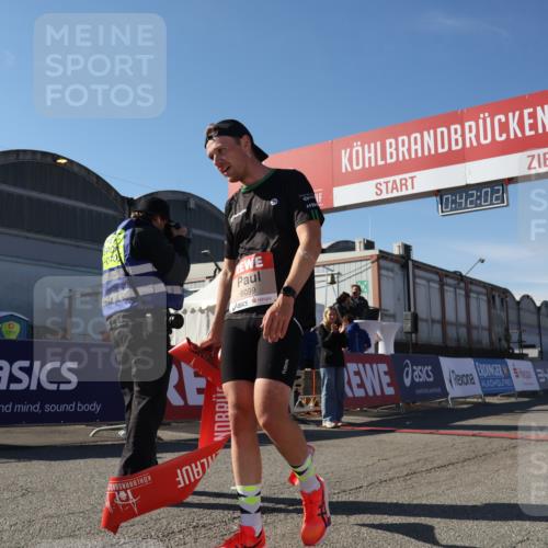 03.10.2025 - Köhlbrandbrückenlauf Luisa Fischer http://msf.ph/oto/9022406 03.10.2025 12:42:00 Ziel 6099 meine-sportfotos.de