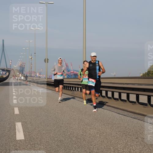 03.10.2025 - Köhlbrandbrückenlauf Fabian Wolf http://msf.ph/oto/9022590 03.10.2025 09:38:16 Position 3  meine-sportfotos.de