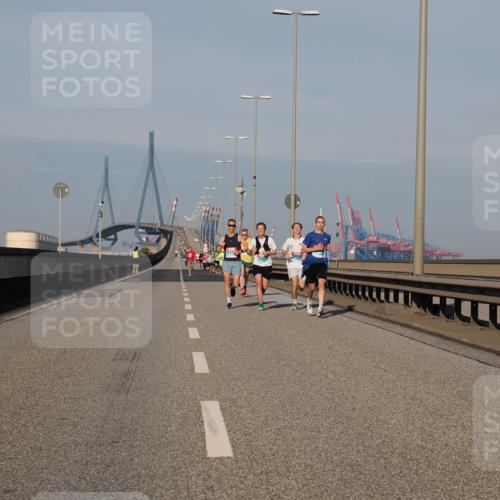 03.10.2025 - Köhlbrandbrückenlauf Fabian Wolf http://msf.ph/oto/9022691 03.10.2025 09:38:49 Position 3  meine-sportfotos.de