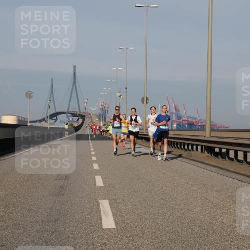 03.10.2025 - Köhlbrandbrückenlauf Fabian Wolf http://msf.ph/oto/9022704 03.10.2025 09:38:49 Position 3  meine-sportfotos.de