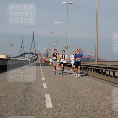 03.10.2025 - Köhlbrandbrückenlauf Fabian Wolf http://msf.ph/oto/9022719 03.10.2025 09:38:50 Position 3  meine-sportfotos.de