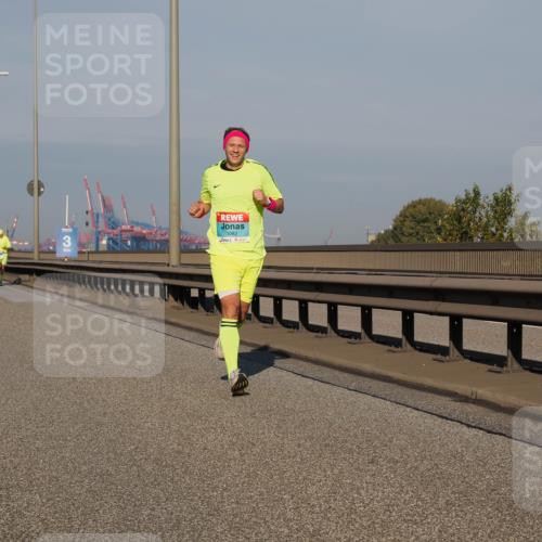 03.10.2025 - Köhlbrandbrückenlauf Fabian Wolf http://msf.ph/oto/9022920 03.10.2025 09:39:00 Position 3 3, 3082 meine-sportfotos.de