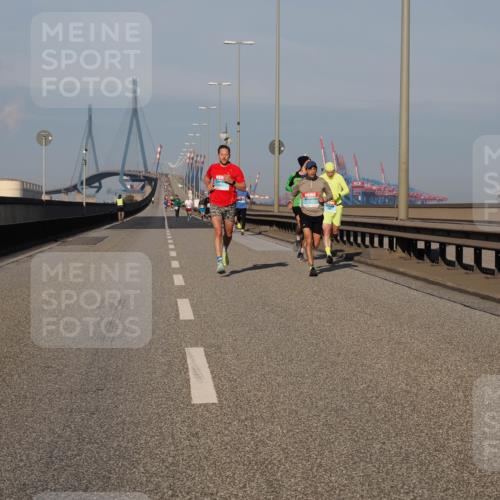 03.10.2025 - Köhlbrandbrückenlauf Fabian Wolf http://msf.ph/oto/9023002 03.10.2025 09:39:06 Position 3  meine-sportfotos.de