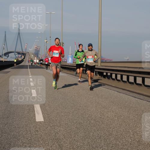 03.10.2025 - Köhlbrandbrückenlauf Fabian Wolf http://msf.ph/oto/9023031 03.10.2025 09:39:08 Position 3 2402, 3, 1007 meine-sportfotos.de