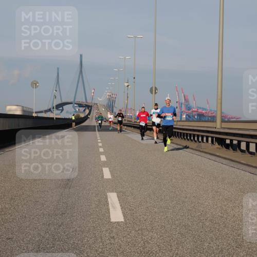 03.10.2025 - Köhlbrandbrückenlauf Fabian Wolf http://msf.ph/oto/9023103 03.10.2025 09:39:13 Position 3  meine-sportfotos.de