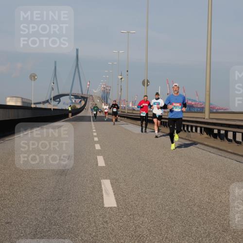 03.10.2025 - Köhlbrandbrückenlauf Fabian Wolf http://msf.ph/oto/9023133 03.10.2025 09:39:14 Position 3  meine-sportfotos.de