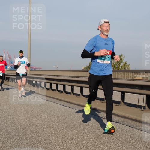 03.10.2025 - Köhlbrandbrückenlauf Fabian Wolf http://msf.ph/oto/9023187 03.10.2025 09:39:17 Position 3 1057 meine-sportfotos.de