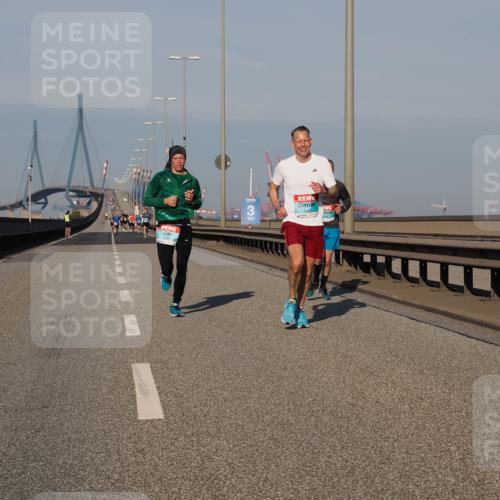 03.10.2025 - Köhlbrandbrückenlauf Fabian Wolf http://msf.ph/oto/9023440 03.10.2025 09:39:31 Position 3 1187 meine-sportfotos.de