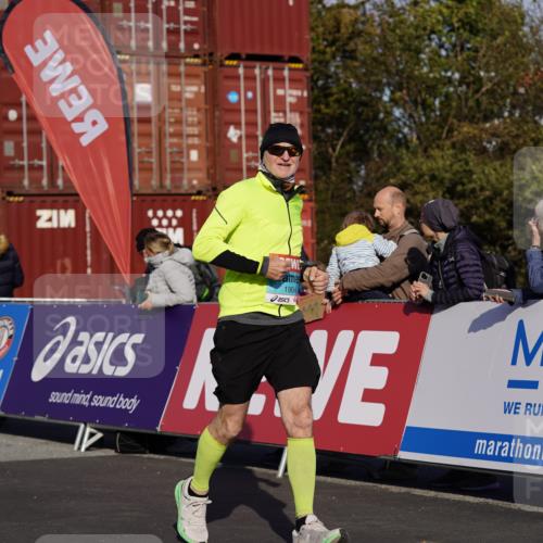 03.10.2025 - Köhlbrandbrückenlauf Michael Burmester http://msf.ph/oto/9023814 03.10.2025 10:26:13 Ziel 1904, 1949, 2284, 2676, 2681, 3149, 3447 meine-sportfotos.de