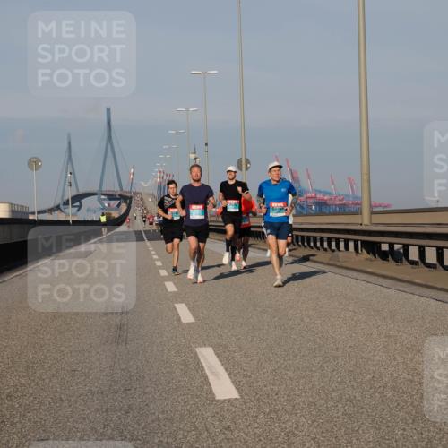 03.10.2025 - Köhlbrandbrückenlauf Fabian Wolf http://msf.ph/oto/9023856 03.10.2025 09:40:00 Position 3  meine-sportfotos.de