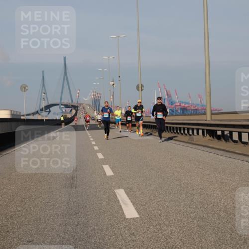 03.10.2025 - Köhlbrandbrückenlauf Fabian Wolf http://msf.ph/oto/9024087 03.10.2025 09:40:12 Position 3  meine-sportfotos.de
