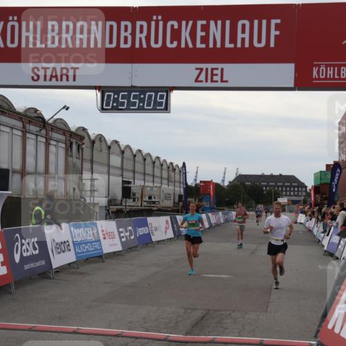 03.10.2025 - Köhlbrandbrückenlauf Julia Fischer http://msf.ph/oto/9024109 03.10.2025 15:55:09 Ziel 7010, 7040, 7100, 7597, 7898, 9590, 9594 meine-sportfotos.de