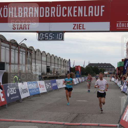 03.10.2025 - Köhlbrandbrückenlauf Julia Fischer http://msf.ph/oto/9024118 03.10.2025 15:55:10 Ziel 7010, 7040, 7100, 7597, 7898, 9594 meine-sportfotos.de