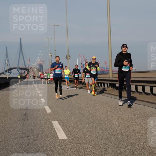 03.10.2025 - Köhlbrandbrückenlauf Fabian Wolf http://msf.ph/oto/9024127 03.10.2025 09:40:16 Position 3 1019 meine-sportfotos.de