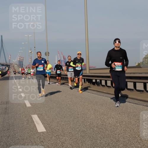 03.10.2025 - Köhlbrandbrückenlauf Fabian Wolf http://msf.ph/oto/9024144 03.10.2025 09:40:16 Position 3 1019 meine-sportfotos.de