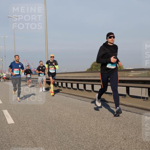 03.10.2025 - Köhlbrandbrückenlauf Fabian Wolf http://msf.ph/oto/9024161 03.10.2025 09:40:17 Position 3 123 meine-sportfotos.de