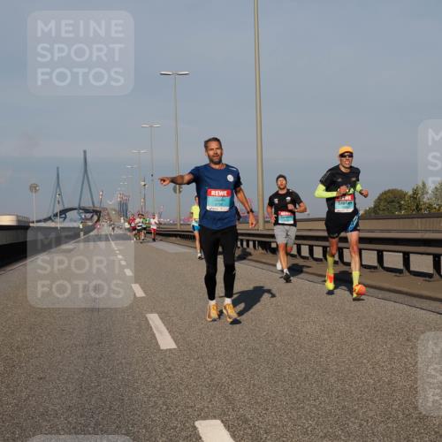 03.10.2025 - Köhlbrandbrückenlauf Fabian Wolf http://msf.ph/oto/9024178 03.10.2025 09:40:18 Position 3 3756 meine-sportfotos.de