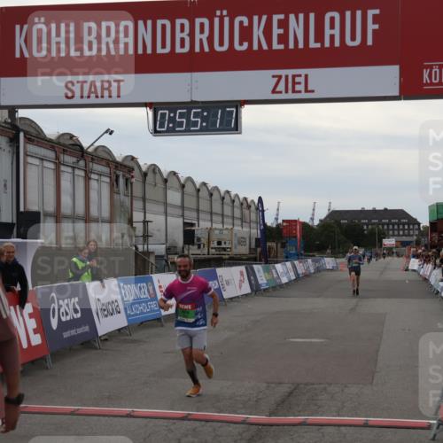 03.10.2025 - Köhlbrandbrückenlauf Julia Fischer http://msf.ph/oto/9024220 03.10.2025 15:55:18 Ziel 7040, 7053, 7100, 7197, 7898 meine-sportfotos.de