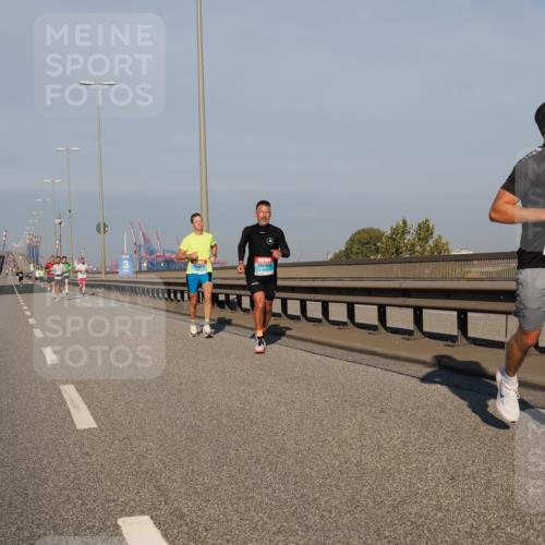 03.10.2025 - Köhlbrandbrückenlauf Fabian Wolf http://msf.ph/oto/9024239 03.10.2025 09:40:21 Position 3 3629 meine-sportfotos.de