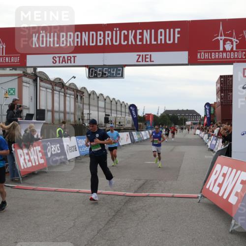 03.10.2025 - Köhlbrandbrückenlauf Julia Fischer http://msf.ph/oto/9024384 03.10.2025 15:55:43 Ziel 7030, 7067, 7286, 7575, 8594, 8942, 9743 meine-sportfotos.de