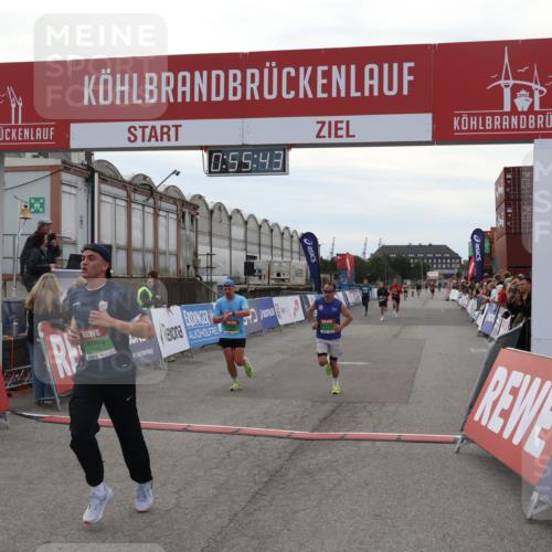 03.10.2025 - Köhlbrandbrückenlauf Julia Fischer http://msf.ph/oto/9024391 03.10.2025 15:55:44 Ziel 7030, 7043, 7067, 7286, 7575, 8594, 8942, 9743 meine-sportfotos.de