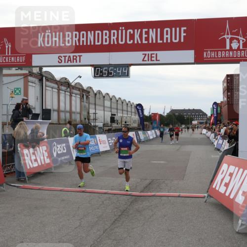 03.10.2025 - Köhlbrandbrückenlauf Julia Fischer http://msf.ph/oto/9024401 03.10.2025 15:55:44 Ziel 7030, 7043, 7067, 7286, 7575, 8594, 8942, 9743 meine-sportfotos.de