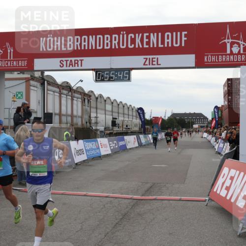 03.10.2025 - Köhlbrandbrückenlauf Julia Fischer http://msf.ph/oto/9024418 03.10.2025 15:55:46 Ziel 7030, 7043, 7067, 7286, 7575, 8594, 8942, 9743 meine-sportfotos.de
