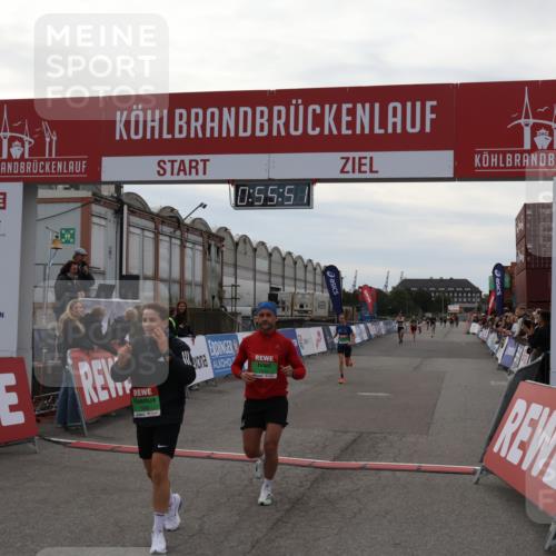 03.10.2025 - Köhlbrandbrückenlauf Julia Fischer http://msf.ph/oto/9024464 03.10.2025 15:55:51 Ziel 7043, 7067, 7286, 7575, 7968, 8594, 8942, 9743 meine-sportfotos.de