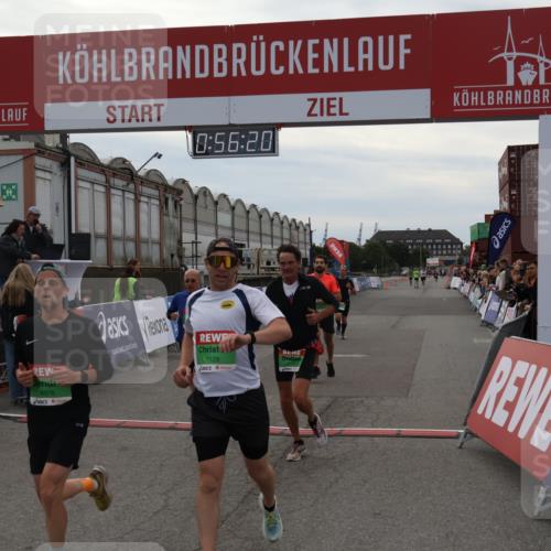 03.10.2025 - Köhlbrandbrückenlauf Julia Fischer http://msf.ph/oto/9024628 03.10.2025 15:56:21 Ziel 7046, 7079, 7128, 7170, 8820, 8976, 9525, 9559 meine-sportfotos.de