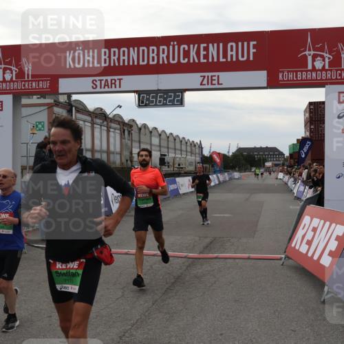 03.10.2025 - Köhlbrandbrückenlauf Julia Fischer http://msf.ph/oto/9024647 03.10.2025 15:56:22 Ziel 7046, 7079, 7128, 7170, 8820, 8976, 9525, 9559 meine-sportfotos.de