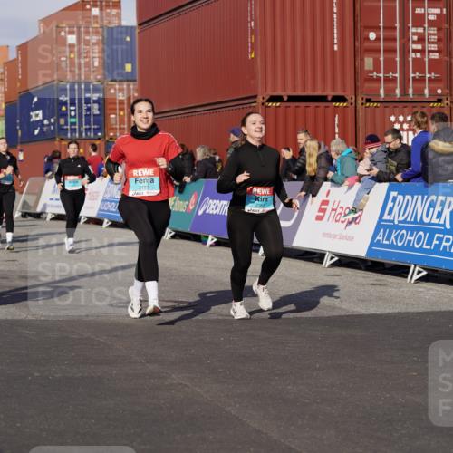 03.10.2025 - Köhlbrandbrückenlauf Michael Burmester http://msf.ph/oto/9024791 03.10.2025 10:27:29 Ziel 1472, 1914, 2059, 2162, 2166, 2192, 2237, 2352, 3230, 3346, 3429, 3451, 3452, 3626, 3739 meine-sportfotos.de