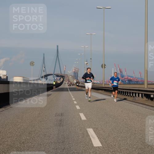 03.10.2025 - Köhlbrandbrückenlauf Fabian Wolf http://msf.ph/oto/9024827 03.10.2025 09:40:57 Position 3  meine-sportfotos.de