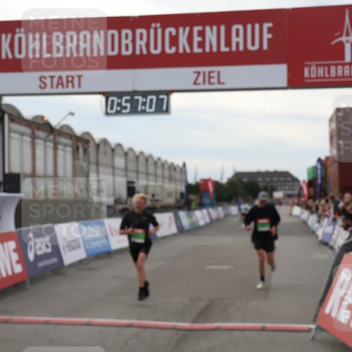 03.10.2025 - Köhlbrandbrückenlauf Julia Fischer http://msf.ph/oto/9024870 03.10.2025 15:57:07 Ziel 7041, 7593, 7618, 7882, 9226, 9665, 9751 meine-sportfotos.de