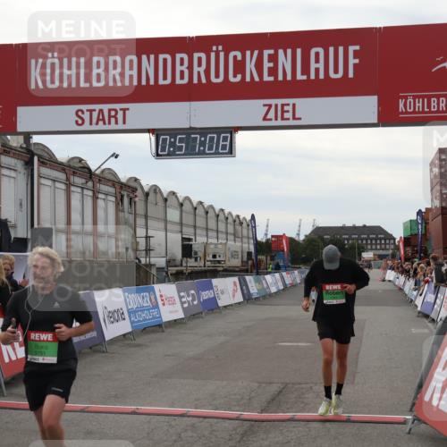 03.10.2025 - Köhlbrandbrückenlauf Julia Fischer http://msf.ph/oto/9024885 03.10.2025 15:57:08 Ziel 7041, 7593, 7618, 7882, 9226, 9665, 9751 meine-sportfotos.de