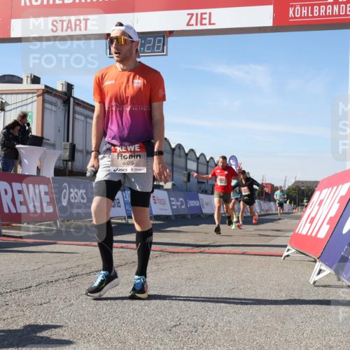 03.10.2025 - Köhlbrandbrückenlauf Luisa Fischer http://msf.ph/oto/9024890 03.10.2025 12:53:27 Ziel 4029, 4142, 4155, 5786, 6241, 6656, 6804 meine-sportfotos.de