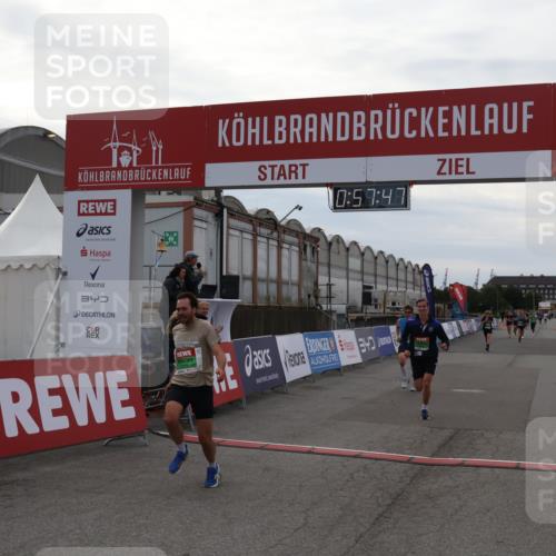 03.10.2025 - Köhlbrandbrückenlauf Julia Fischer http://msf.ph/oto/9025089 03.10.2025 15:57:47 Ziel 7082, 7274, 7570, 8916, 9177, 9178 meine-sportfotos.de