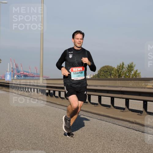 03.10.2025 - Köhlbrandbrückenlauf Fabian Wolf http://msf.ph/oto/9025105 03.10.2025 09:41:16 Position 3 1061 meine-sportfotos.de
