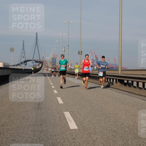 03.10.2025 - Köhlbrandbrückenlauf Fabian Wolf http://msf.ph/oto/9025147 03.10.2025 09:41:22 Position 3  meine-sportfotos.de