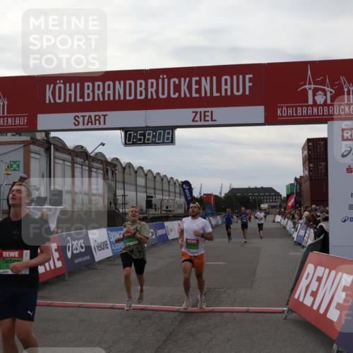 03.10.2025 - Köhlbrandbrückenlauf Julia Fischer http://msf.ph/oto/9025224 03.10.2025 15:58:08 Ziel 7029, 7087, 7352, 7577, 7614, 8761, 9223, 9224, 9227, 9438 meine-sportfotos.de