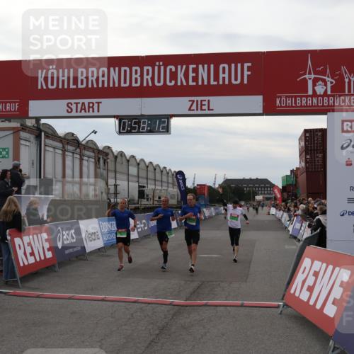03.10.2025 - Köhlbrandbrückenlauf Julia Fischer http://msf.ph/oto/9025235 03.10.2025 15:58:12 Ziel 7029, 7352, 7577, 7614, 8761, 9223, 9224, 9227 meine-sportfotos.de