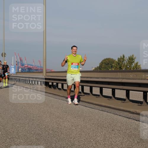 03.10.2025 - Köhlbrandbrückenlauf Fabian Wolf http://msf.ph/oto/9025333 03.10.2025 09:41:31 Position 3 35, 0000010 meine-sportfotos.de
