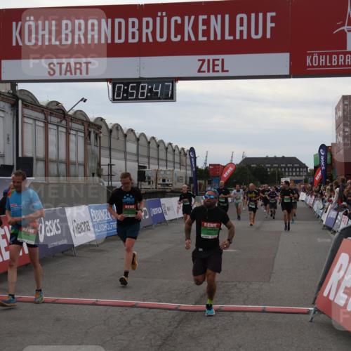03.10.2025 - Köhlbrandbrückenlauf Julia Fischer http://msf.ph/oto/9025424 03.10.2025 15:58:47 Ziel 7017, 7081, 7117, 7176, 7182, 7737, 9057, 9086, 9187, 9582 meine-sportfotos.de